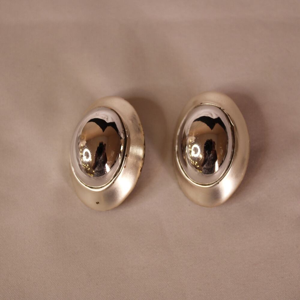 Vintage Large Silver on Silver tone Oval Clip-On Earrings